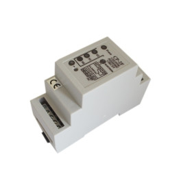 Elektroniczny regulator poziomu cieczy na dwie sondy.