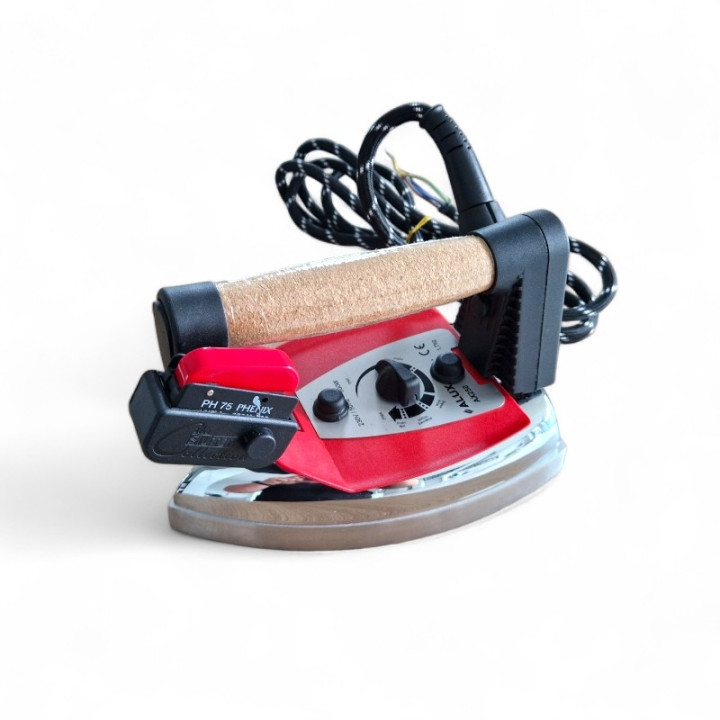 Żelazko elektryczno -parowe AX250 (uchwyt korkowy) waga 1,7kg , moc 800W, kpl